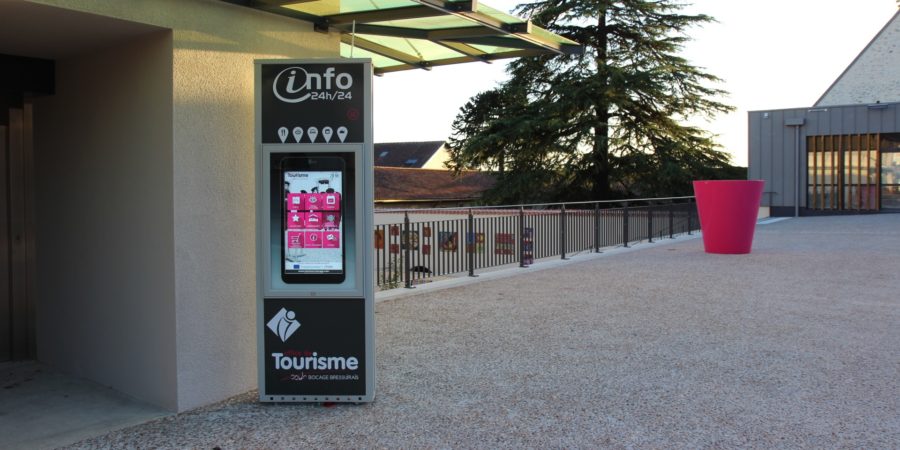 Totem interactif à Bressuire