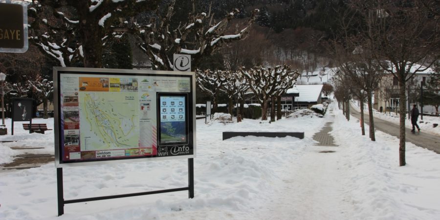 Borne interactive dans la neige au Mont Dore