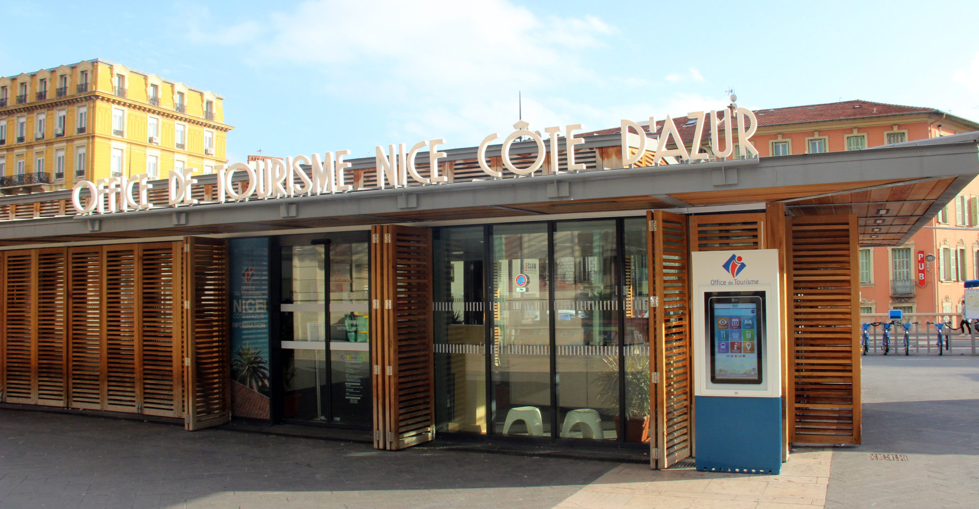 Borne- Totem -Office de Tourisme de tourisme