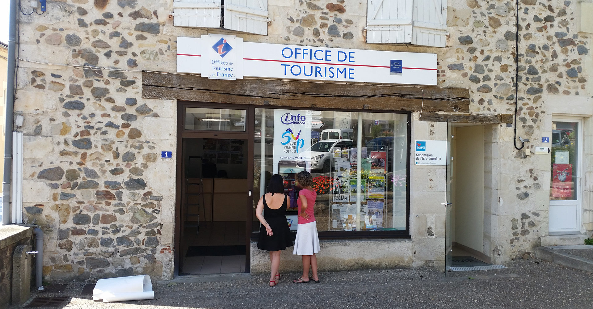 Bornes vitrines dans le département de la Vienne