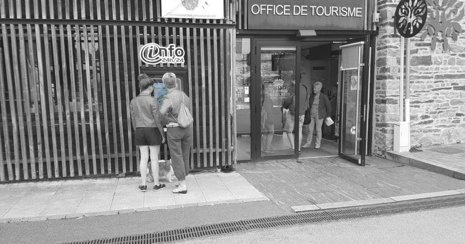 https://www.cartelmatic.com/wp-content/uploads/2020/12/office-de-tourisme-accueil2-950x500.jpg