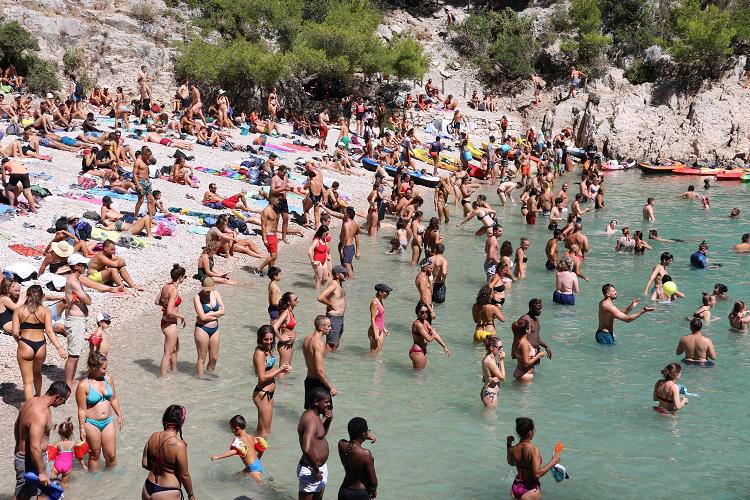 Parc des calanques tourisme mesure sanitaires